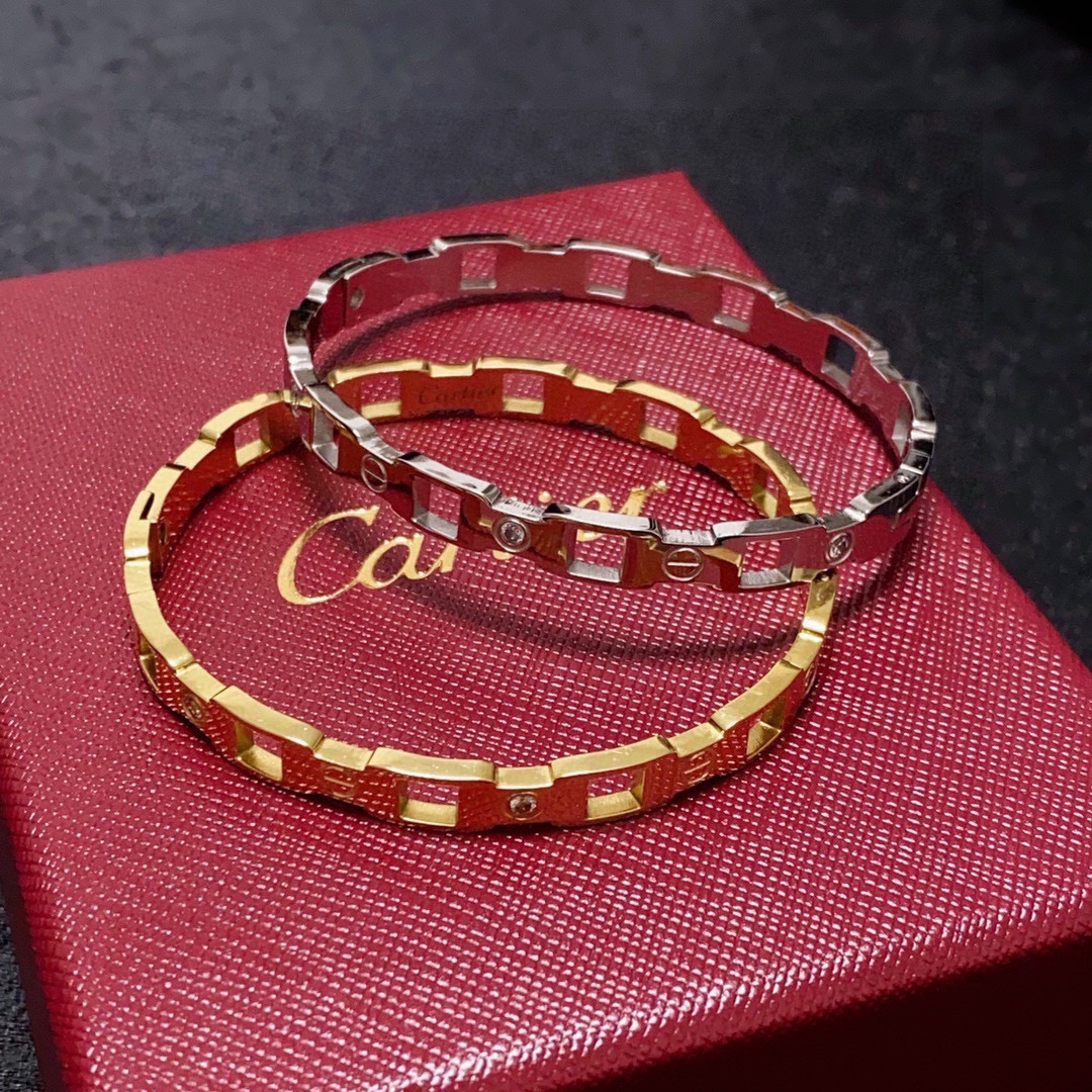 Cartier Love Chain Bracelet bracelet 18k yellow gold 18k white gold clear diamond accents 17cm