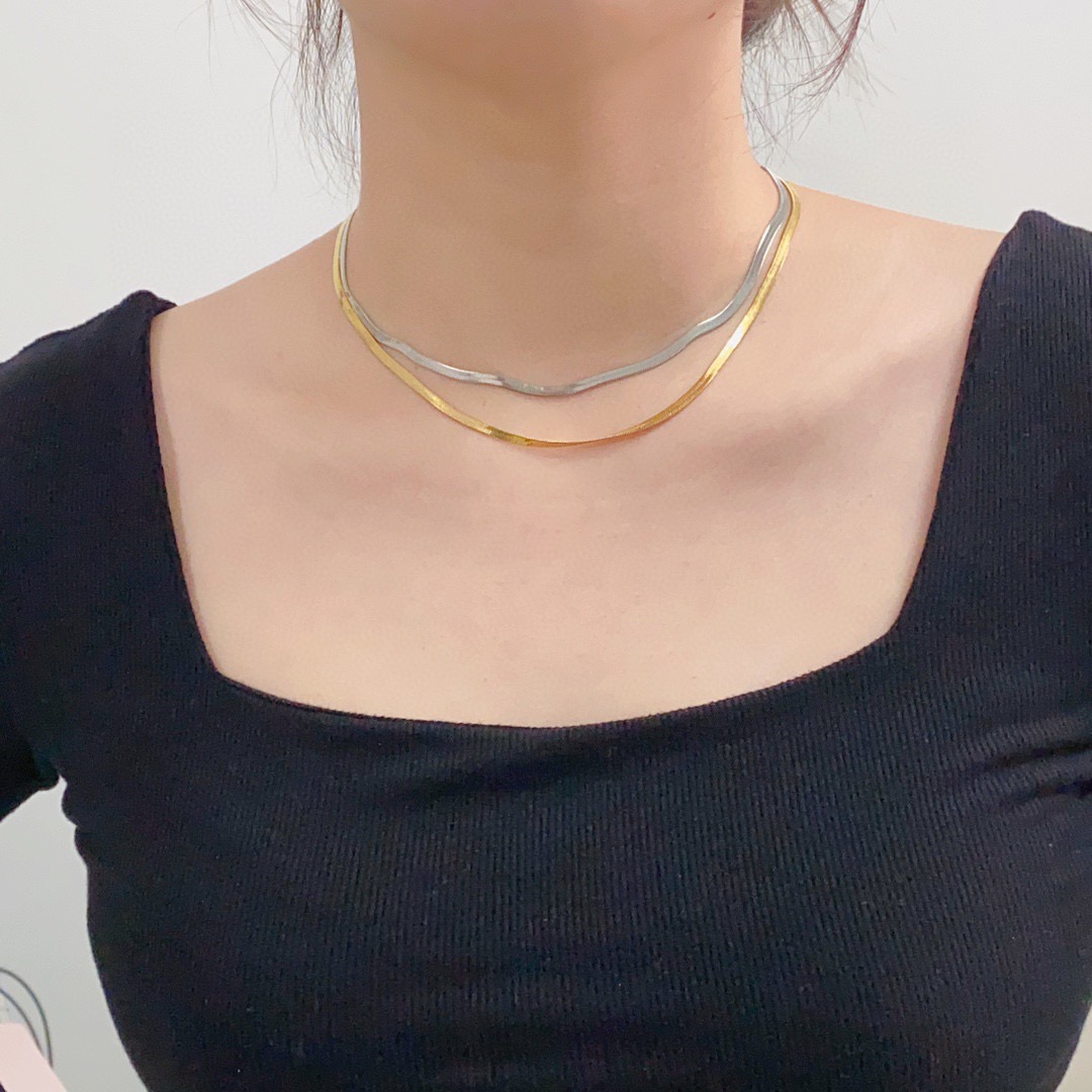 Celine Triomphe Snake Chain Choker necklace 14K gold-toned metal silver-toned metal no accent stones 40cm with 5cm extender