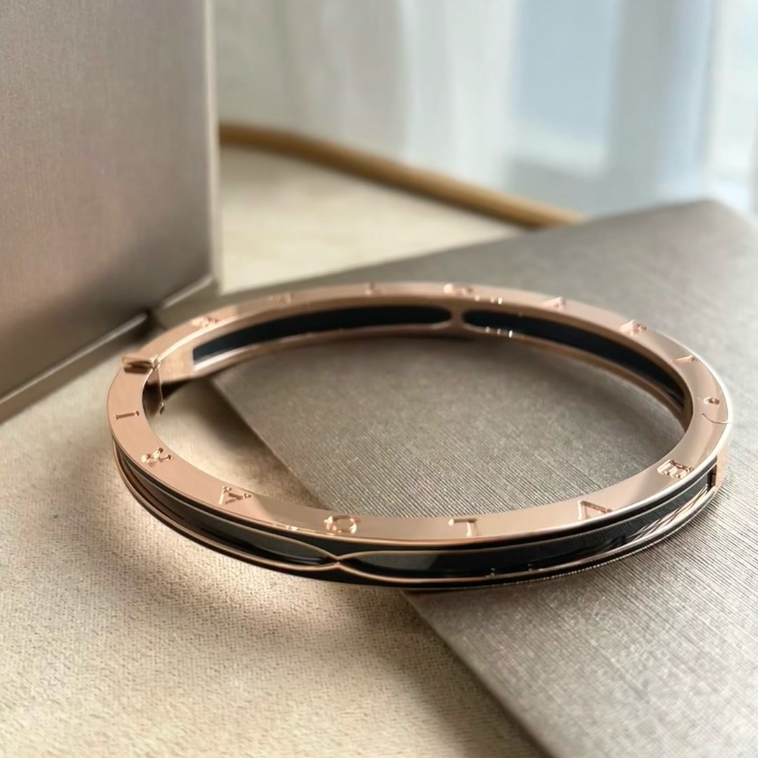 Bvlgari B zero1 bracelet rose gold with black enamel inlay 17cm