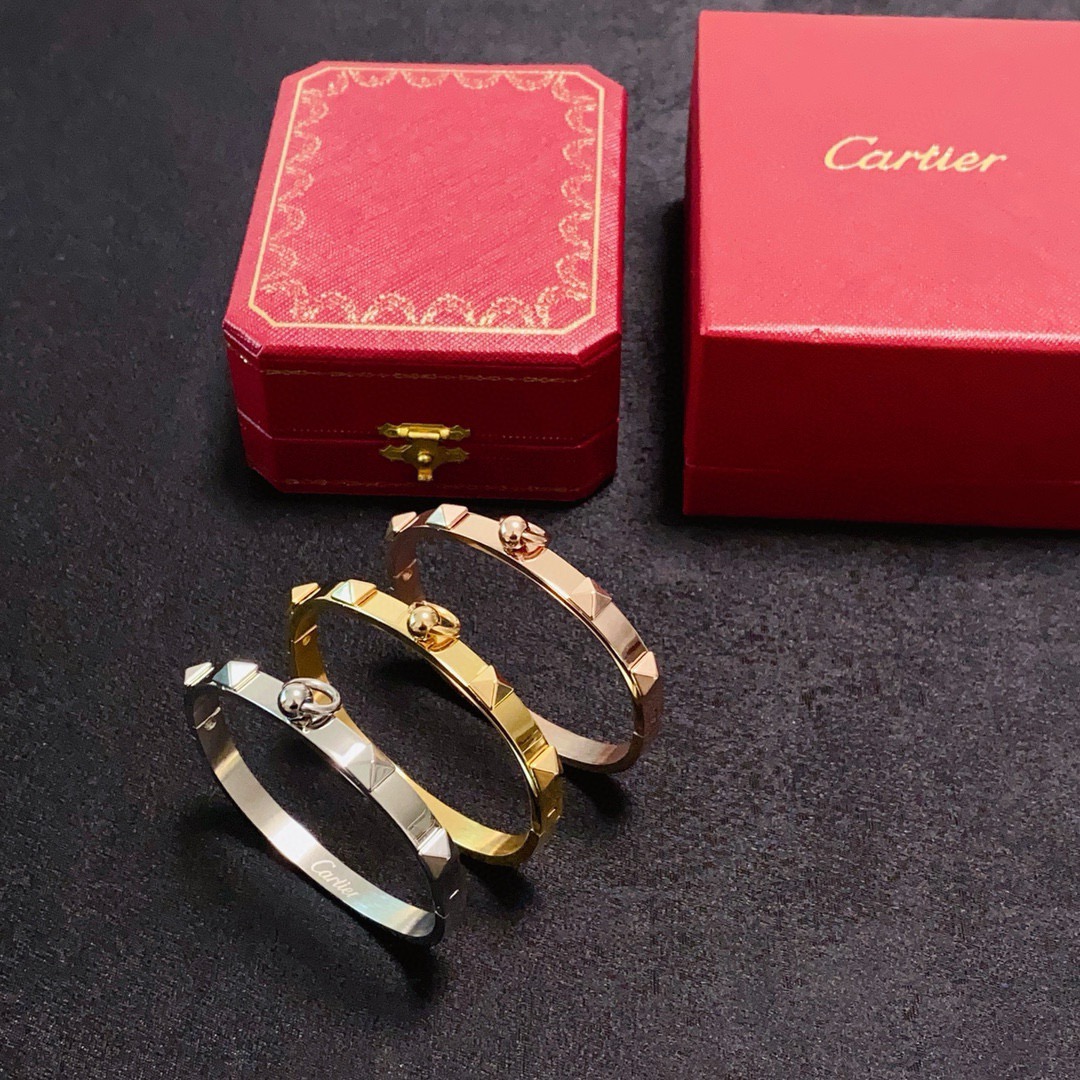 Cartier Clash de Cartier bracelet 18k yellow gold 18k rose gold 18k white gold no gemstones 17