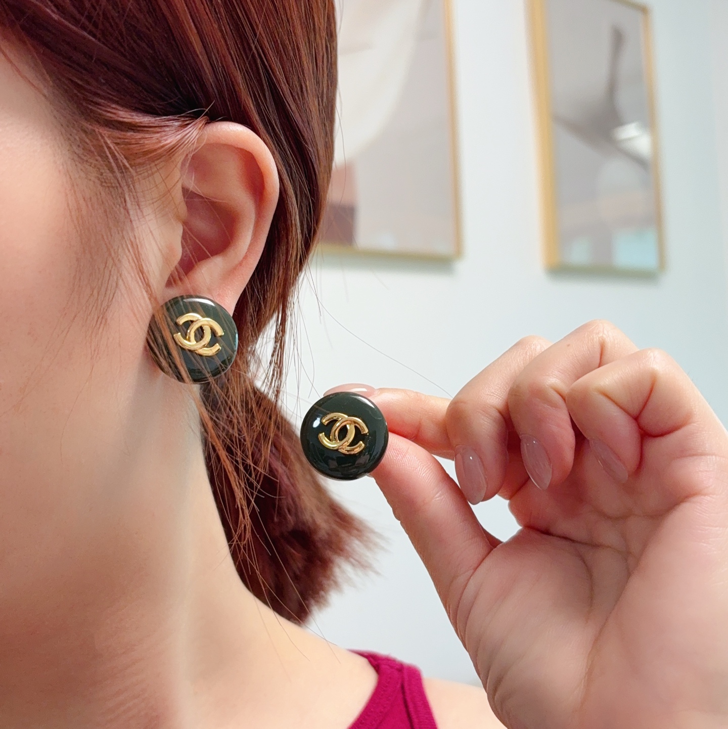 Chanel CC Logo Round Stud Earrings earrings Dark green resin with gold-tone metal CC logo 2cm diameter