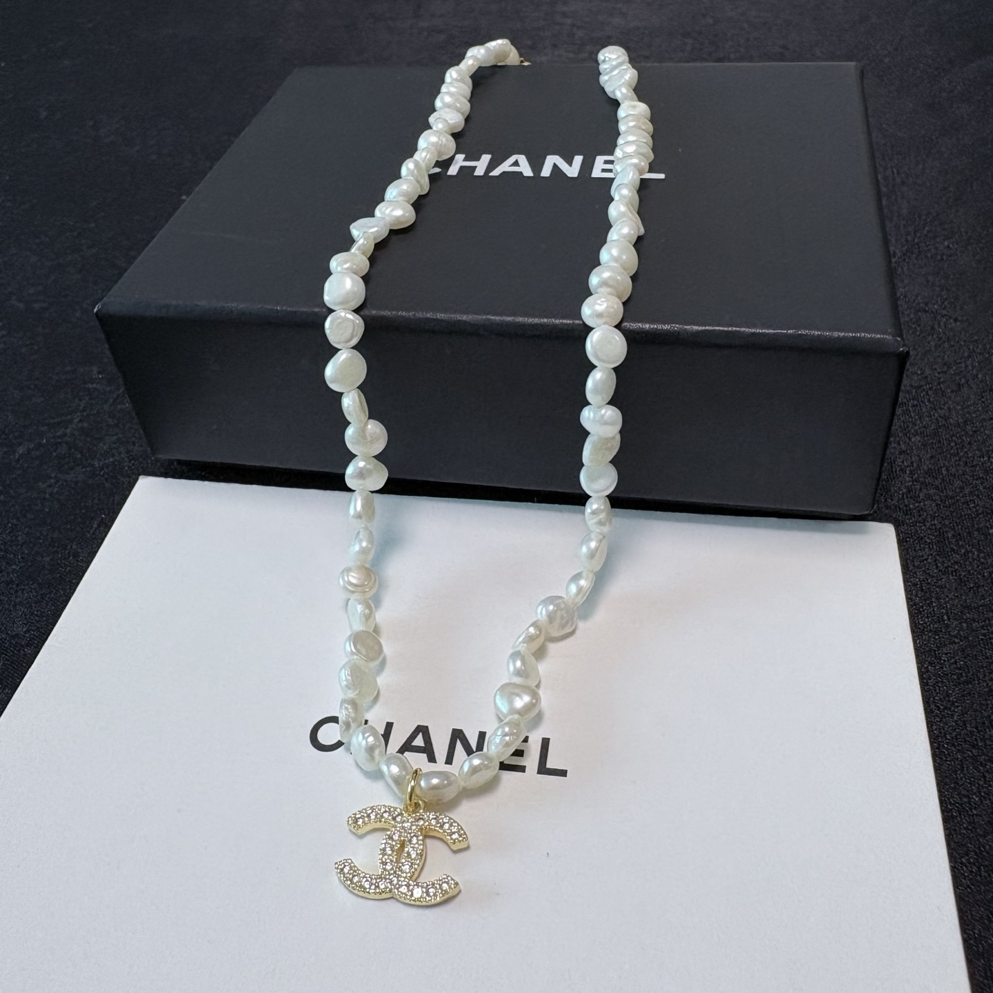 Chanel CC Logo Baroque Pearl Choker necklace Gold-tone metal white freshwater pearl clear crystal 40cm