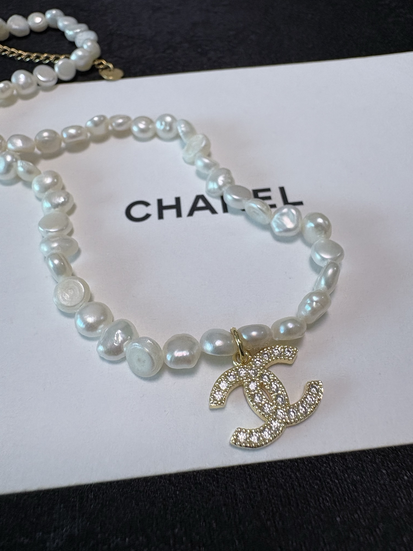 Chanel CC Logo Baroque Pearl Choker necklace Gold-tone metal white freshwater pearl clear crystal 40cm