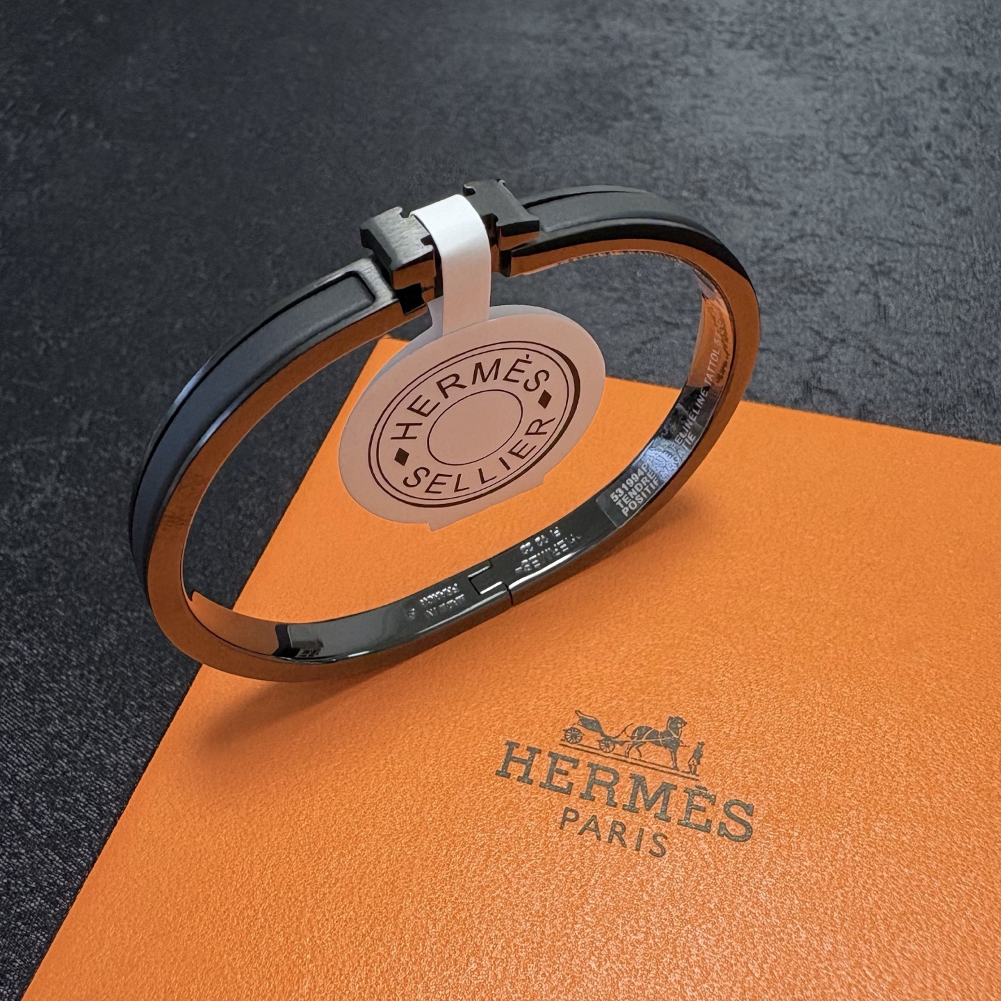 Bracciale Hermes Clic H Sellier in metallo nero opaco con inserto in smalto nero 6 mm