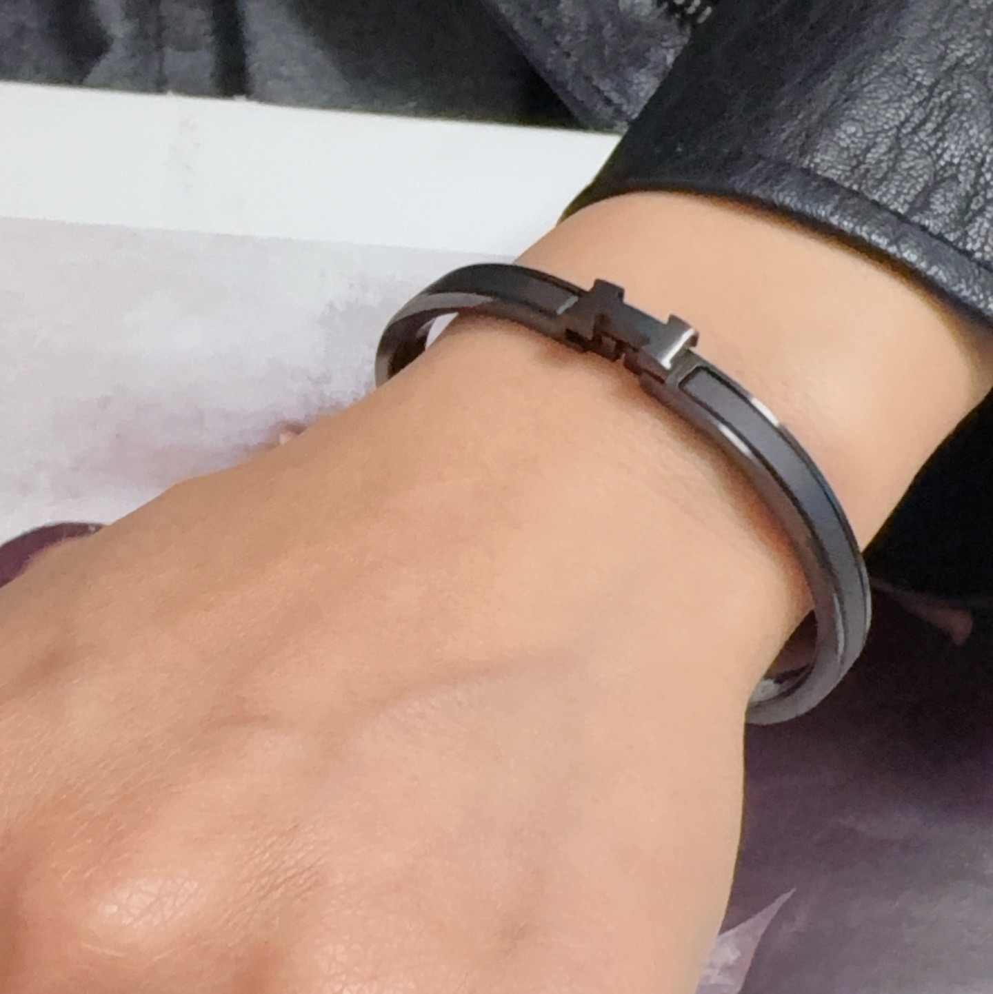 Bracciale Hermes Clic H Sellier in metallo nero opaco con inserto in smalto nero 6 mm