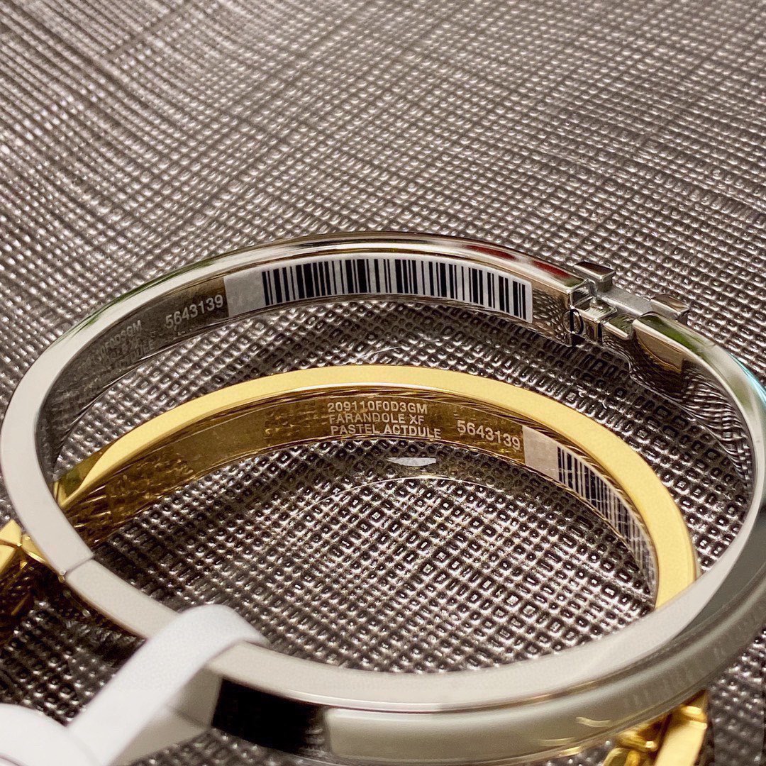 Bracciale Hermes Clic H metallo oro rosa con smalto bianco MM