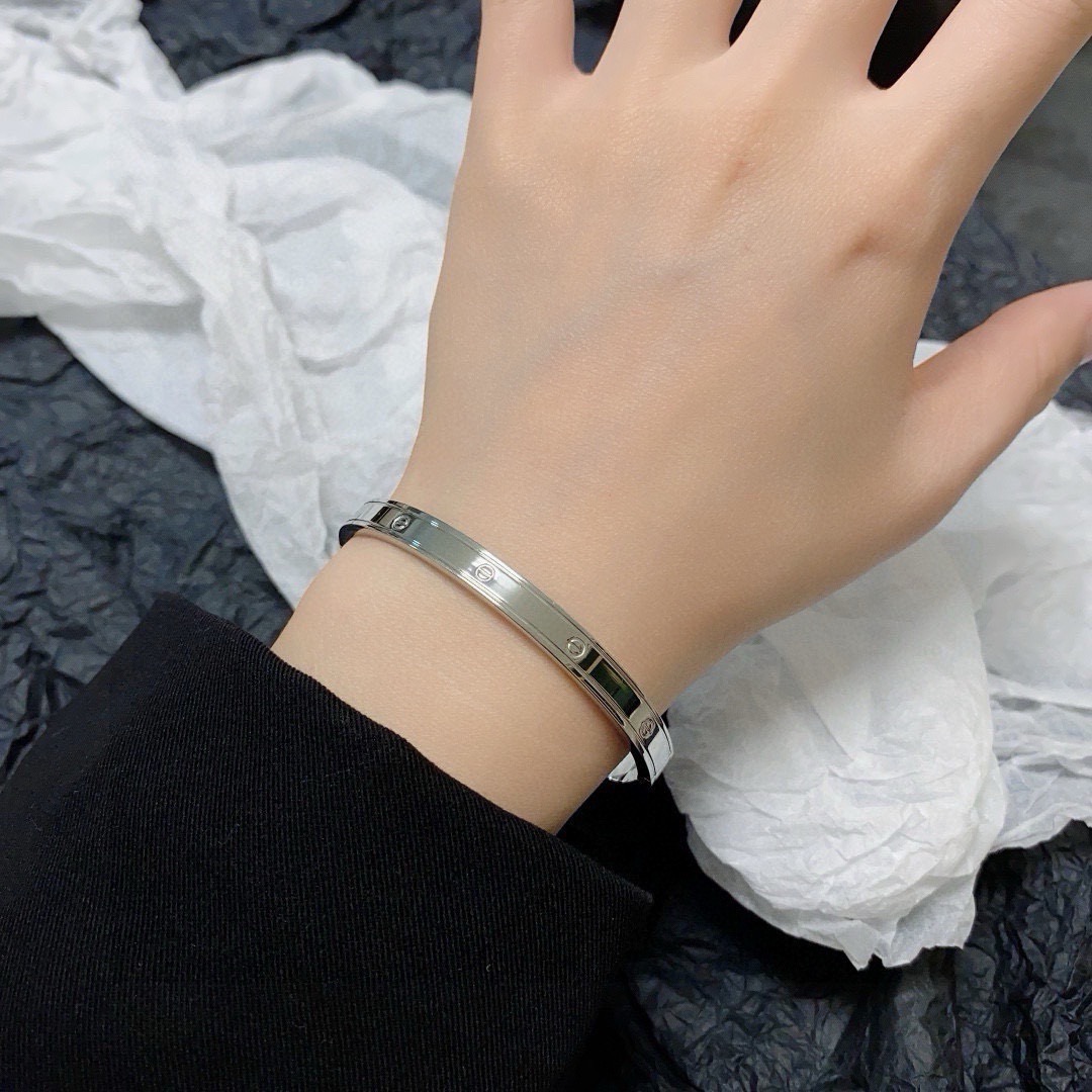 Cartier Love bracelet 18k yellow gold 18k white gold 17