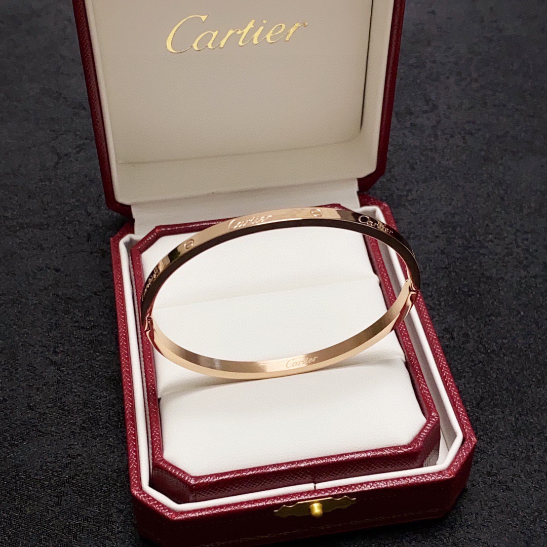 Cartier necklace