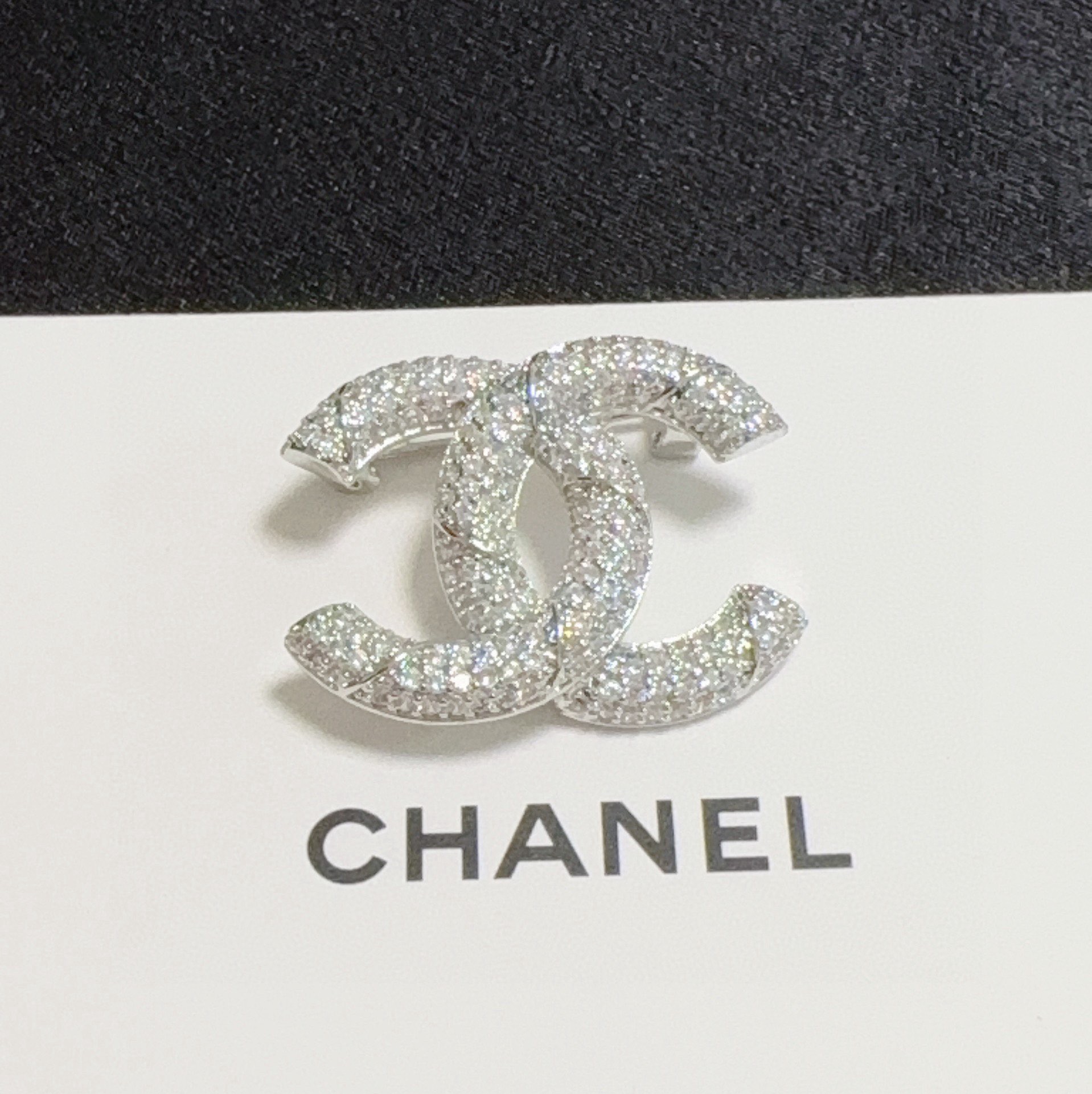 Chanel CC Logo Pave Brooch brooch silver-toned metal with clear pave crystals 3cm width