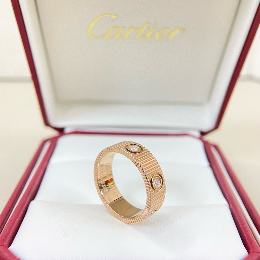 Cartier Love Ring Striated Diamond ring 18K white gold with clear diamonds 57