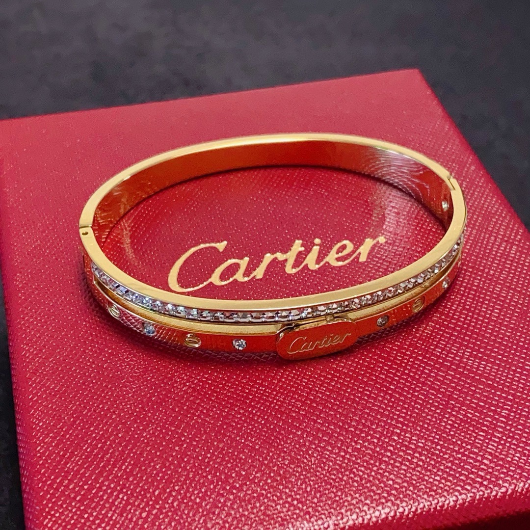 Cartier Love bracelet 18k yellow gold clear diamond 17