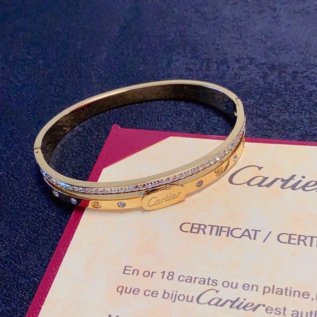 Cartier Love bracelet 18k yellow gold clear diamond 17