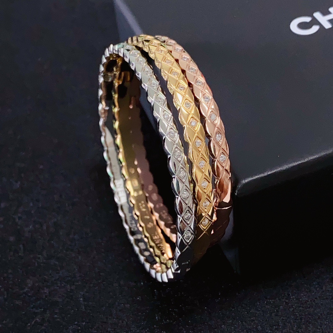 Chanel Coco Crush bracelet 18k rose gold with clear diamonds 17cm