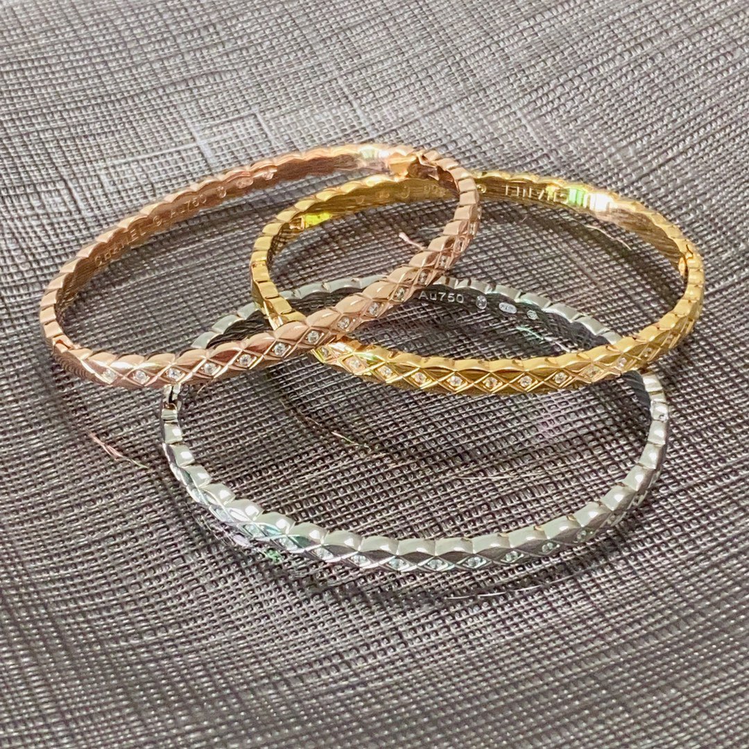 Chanel Coco Crush bracelet 18k rose gold with clear diamonds 17cm