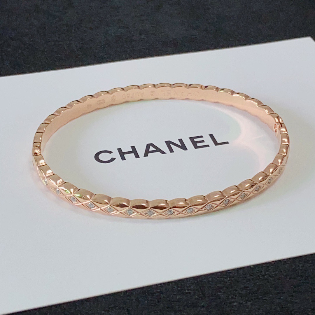 Chanel Coco Crush bracelet 18k rose gold with clear diamonds 17cm