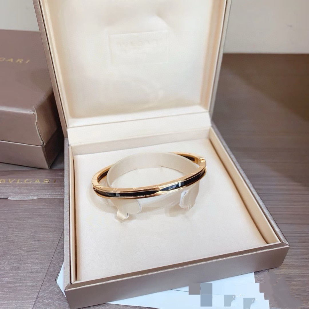 Bvlgari B zero1 bracelet Rose gold metal with black ceramic inlay 17cm inner circumference
