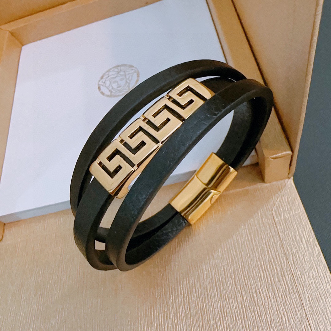 Luxury necklace 22cm