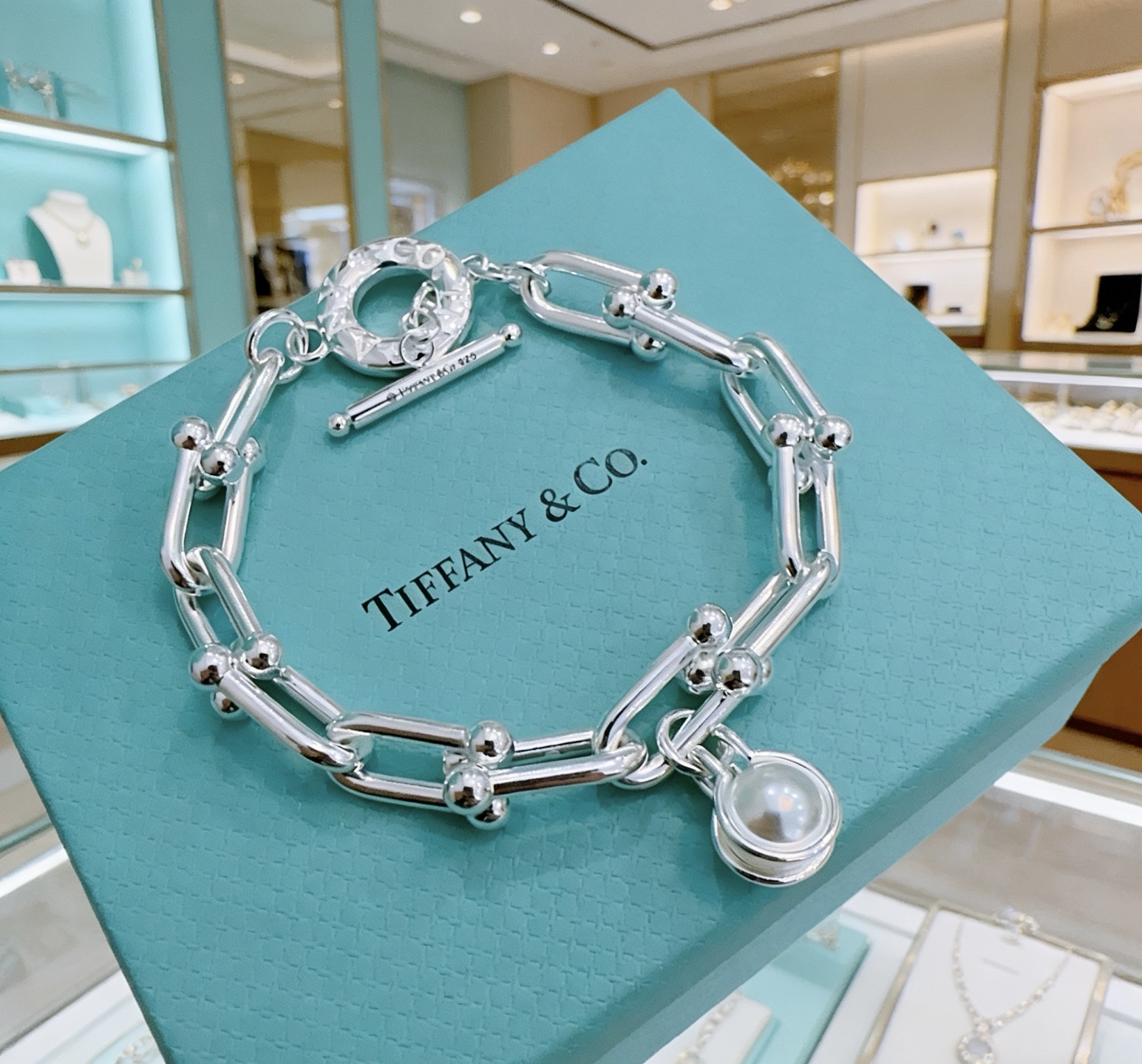 Tiffany Co Tiffany HardWear Pearl Link Bracelet bracelet sterling silver with white freshwater pearl 7 inches