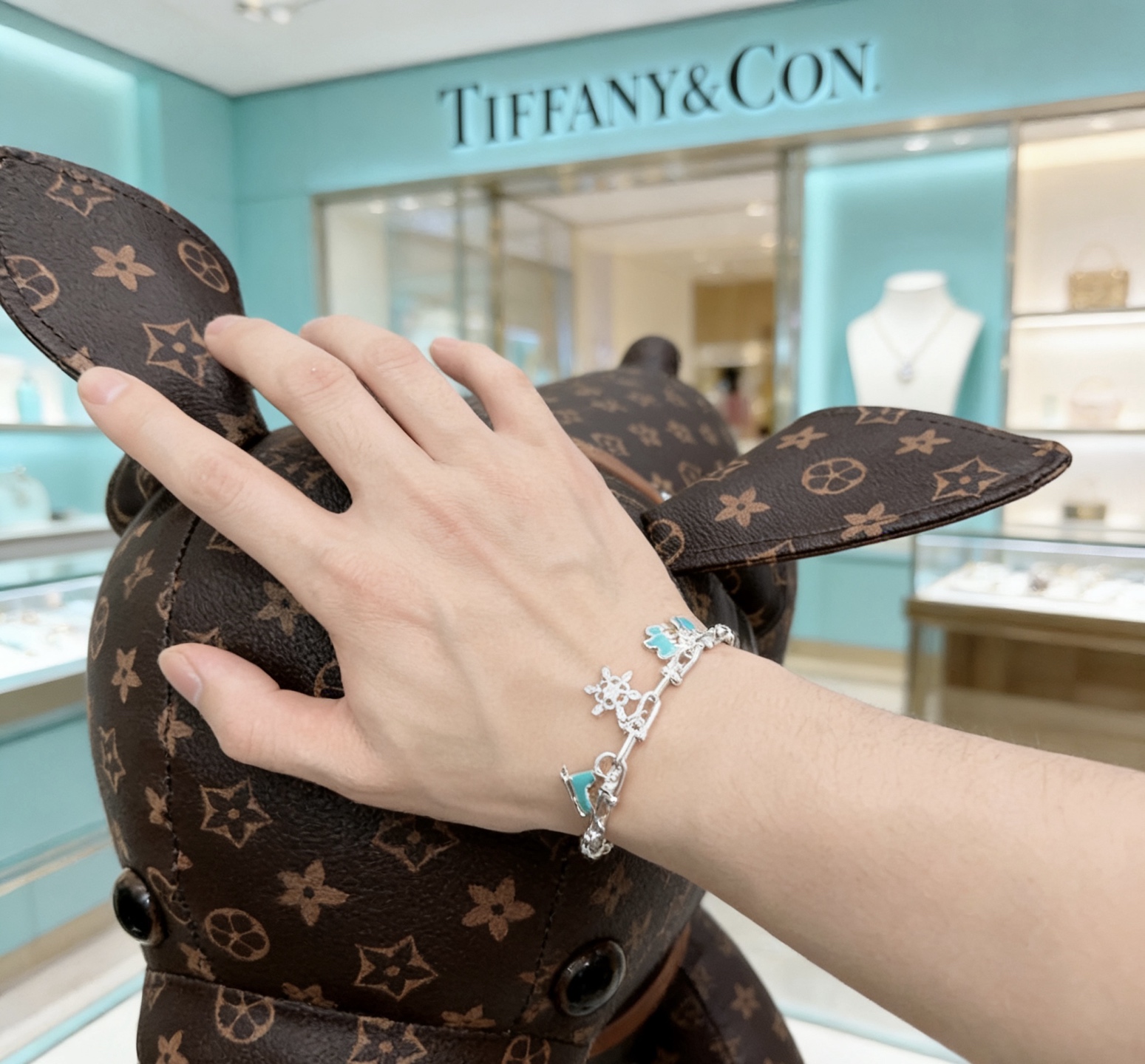 Tiffany Co HardWear Winter Charm Bracelet bracelet Sterling silver with Tiffany Blue enamel accents and clear stone detail 18cm