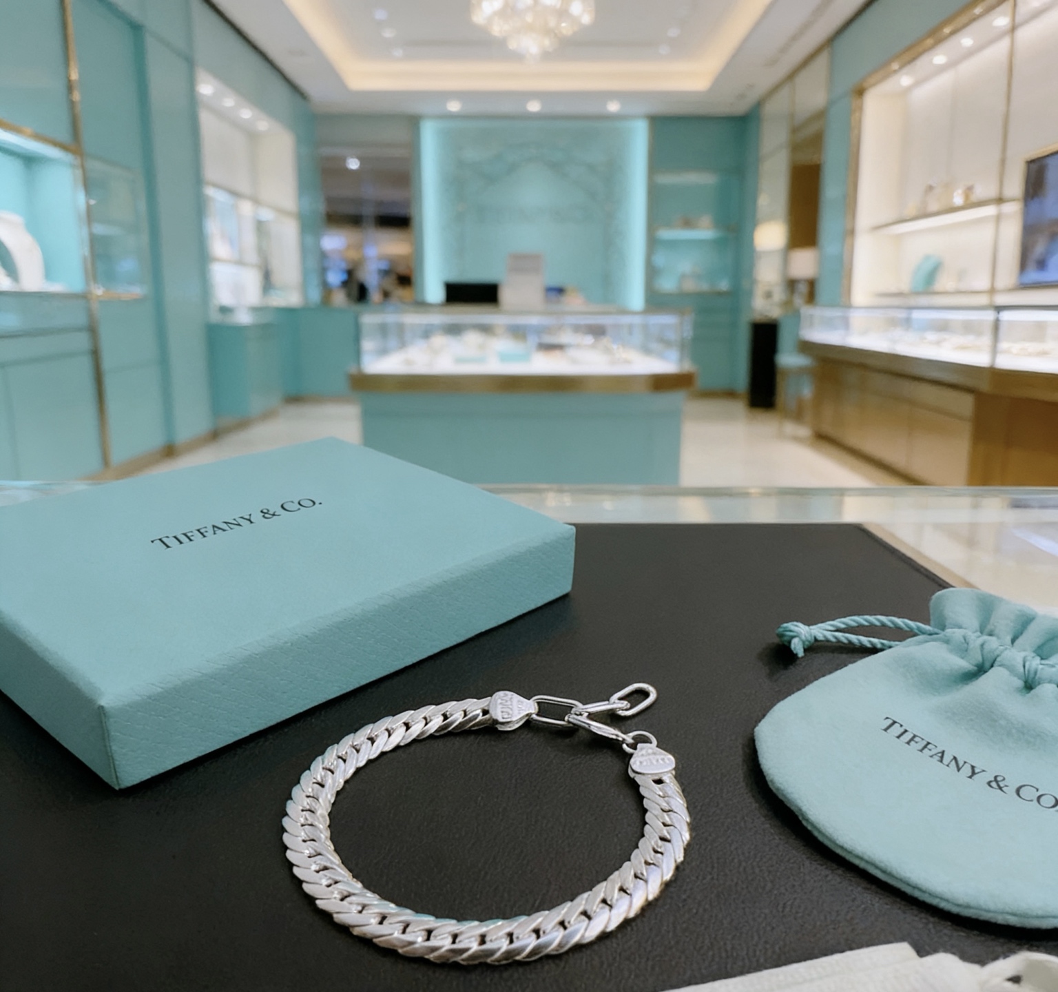 Tiffany Co Curb Chain bracelet sterling silver 7 5 inches