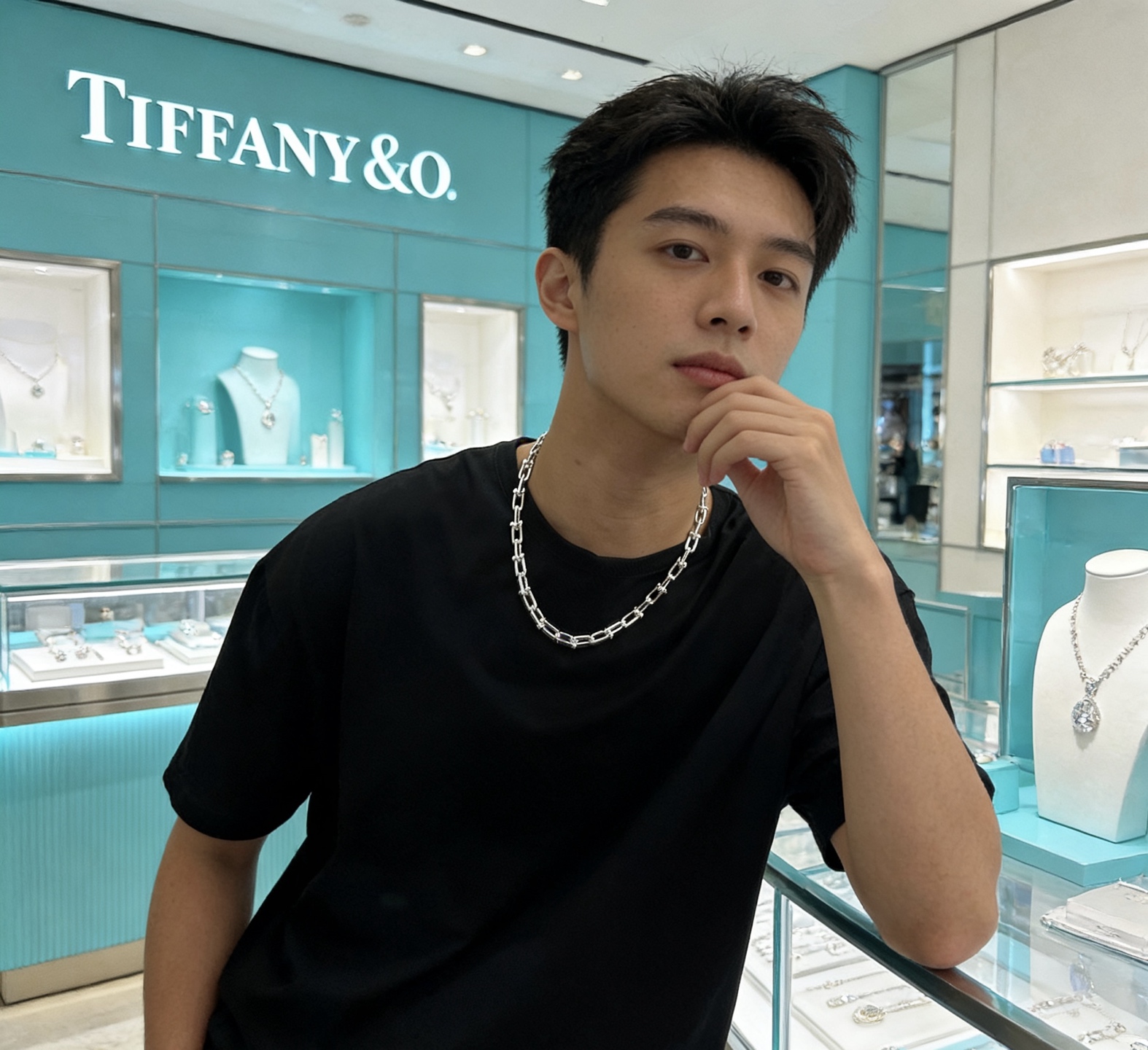 Tiffany Co HardWear necklace sterling silver 18 inches