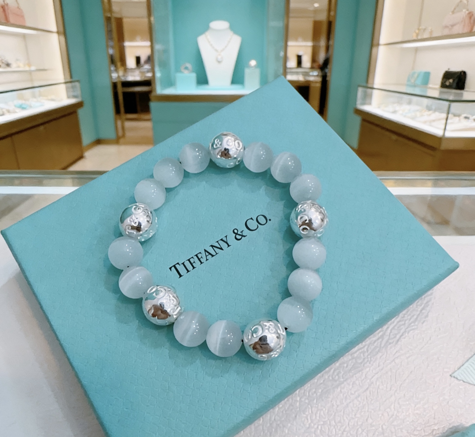 Tiffany Co Tiffany HardWear Bead Bracelet bracelet Sterling silver with pale blue cat s eye beads 18cm