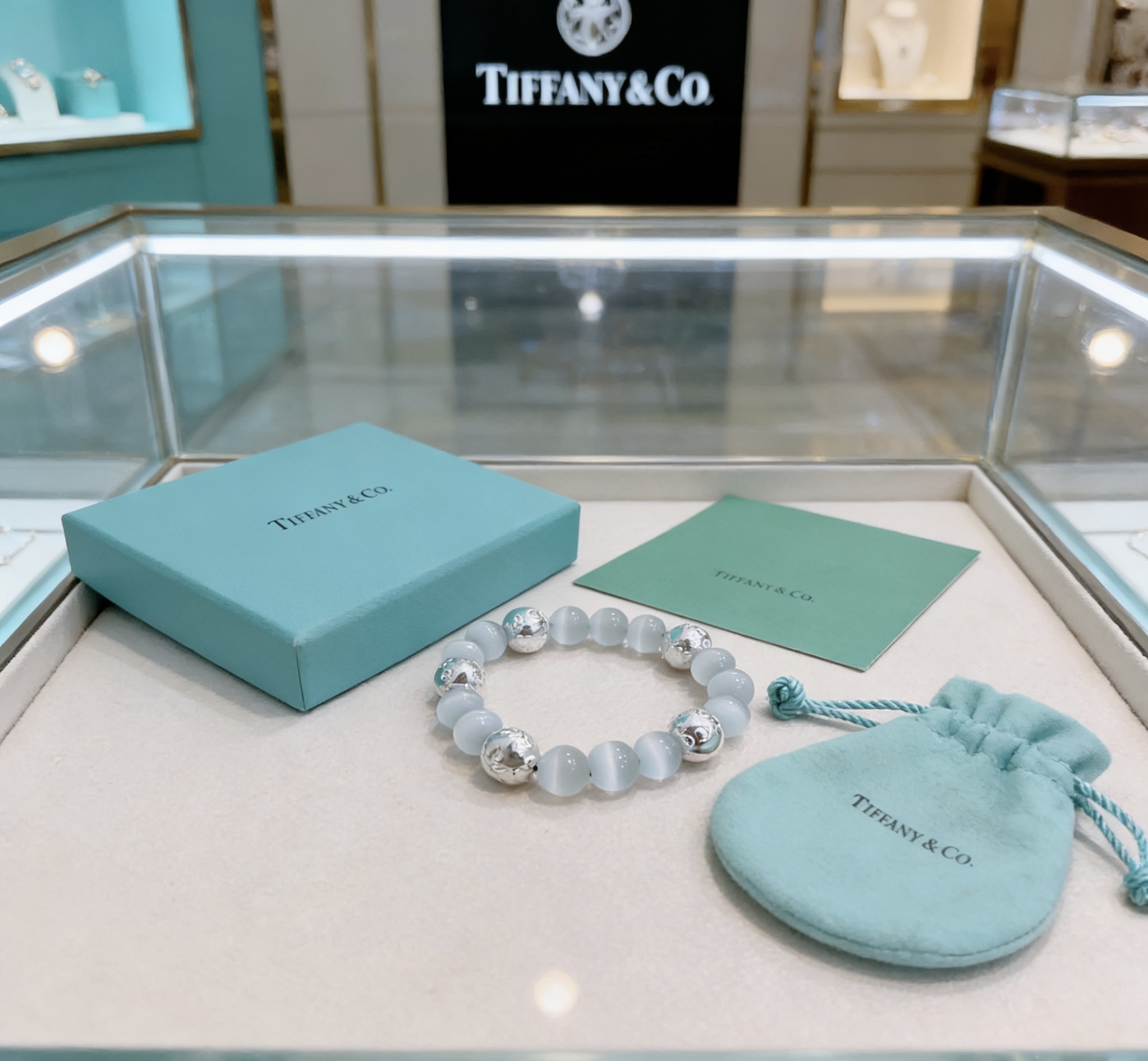 Tiffany Co Tiffany HardWear Bead Bracelet bracelet Sterling silver with pale blue cat s eye beads 18cm