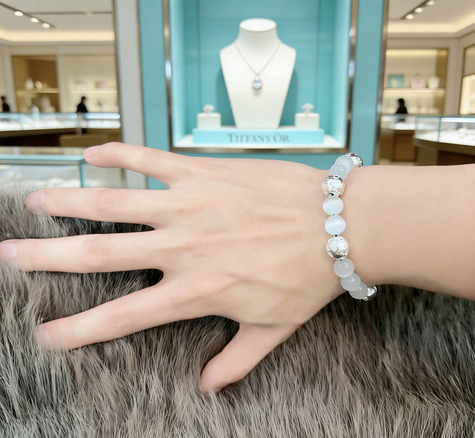 Tiffany Co Tiffany HardWear Bead Bracelet bracelet Sterling silver with pale blue cat s eye beads 18cm