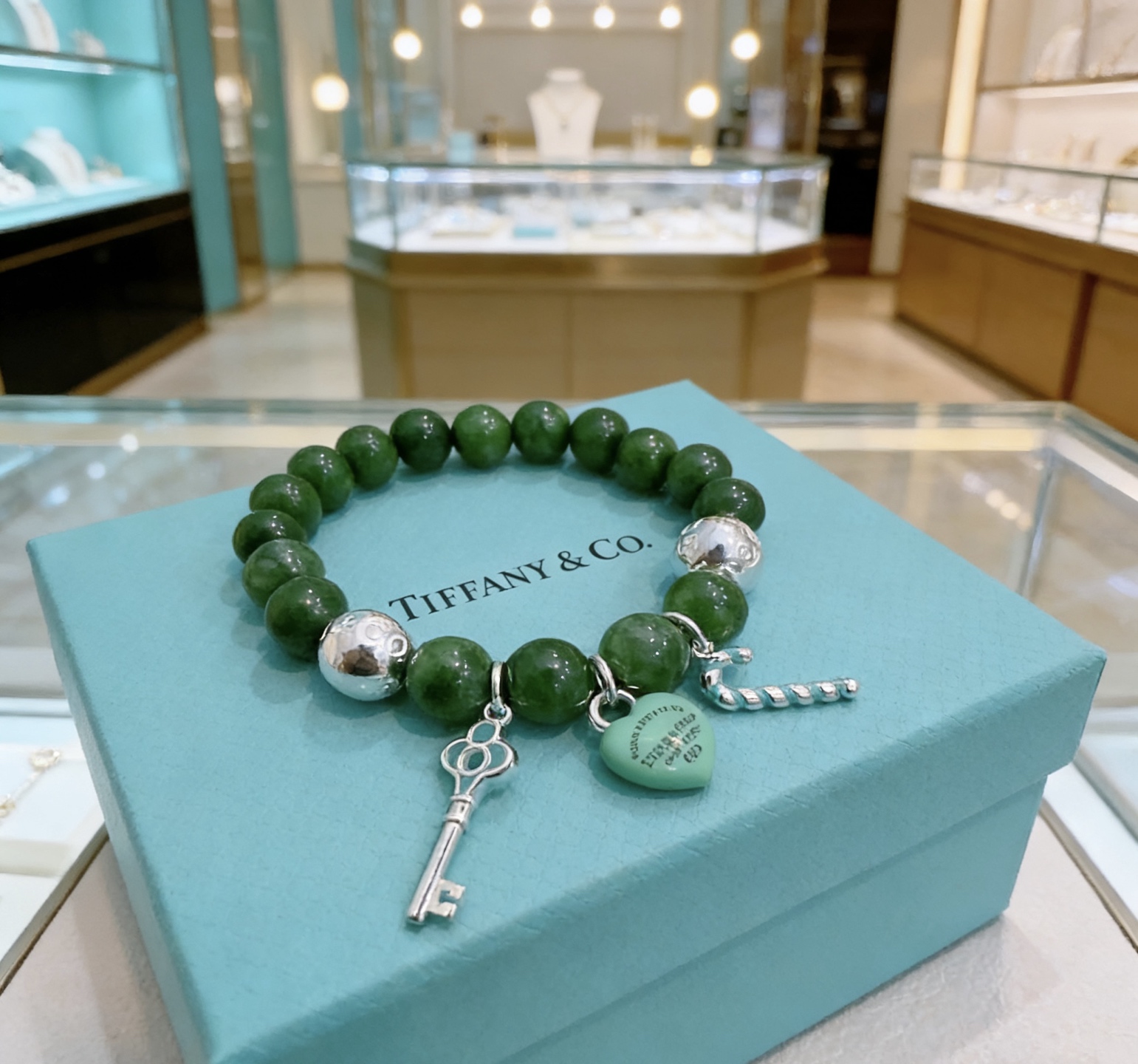 Tiffany Co Return to Tiffany Charm Bead Bracelet bracelet Sterling silver with dark green jade beads Tiffany Blue enamel accents 7 inches