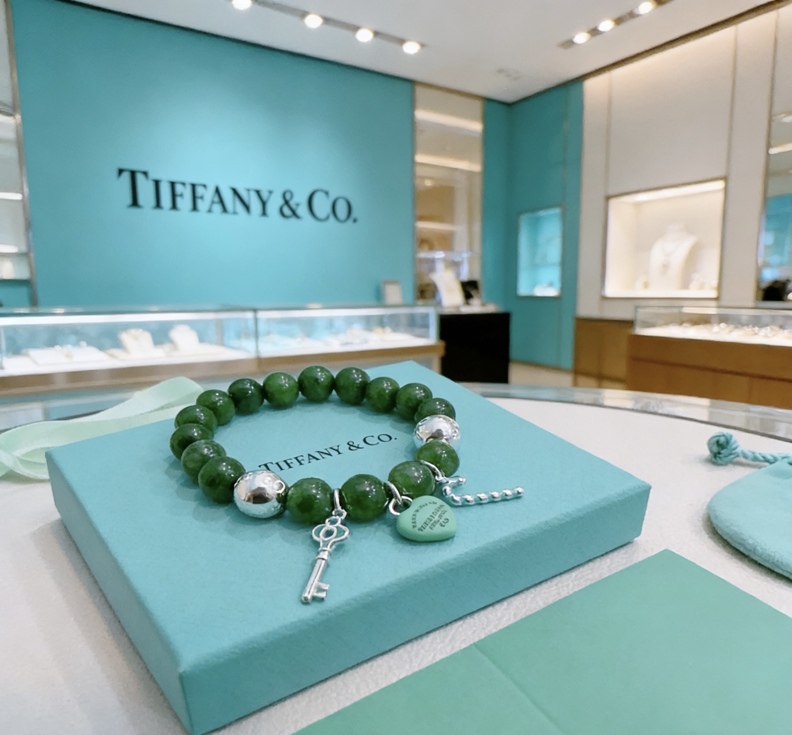 Tiffany Co Return to Tiffany Charm Bead Bracelet bracelet Sterling silver with dark green jade beads Tiffany Blue enamel accents 7 inches