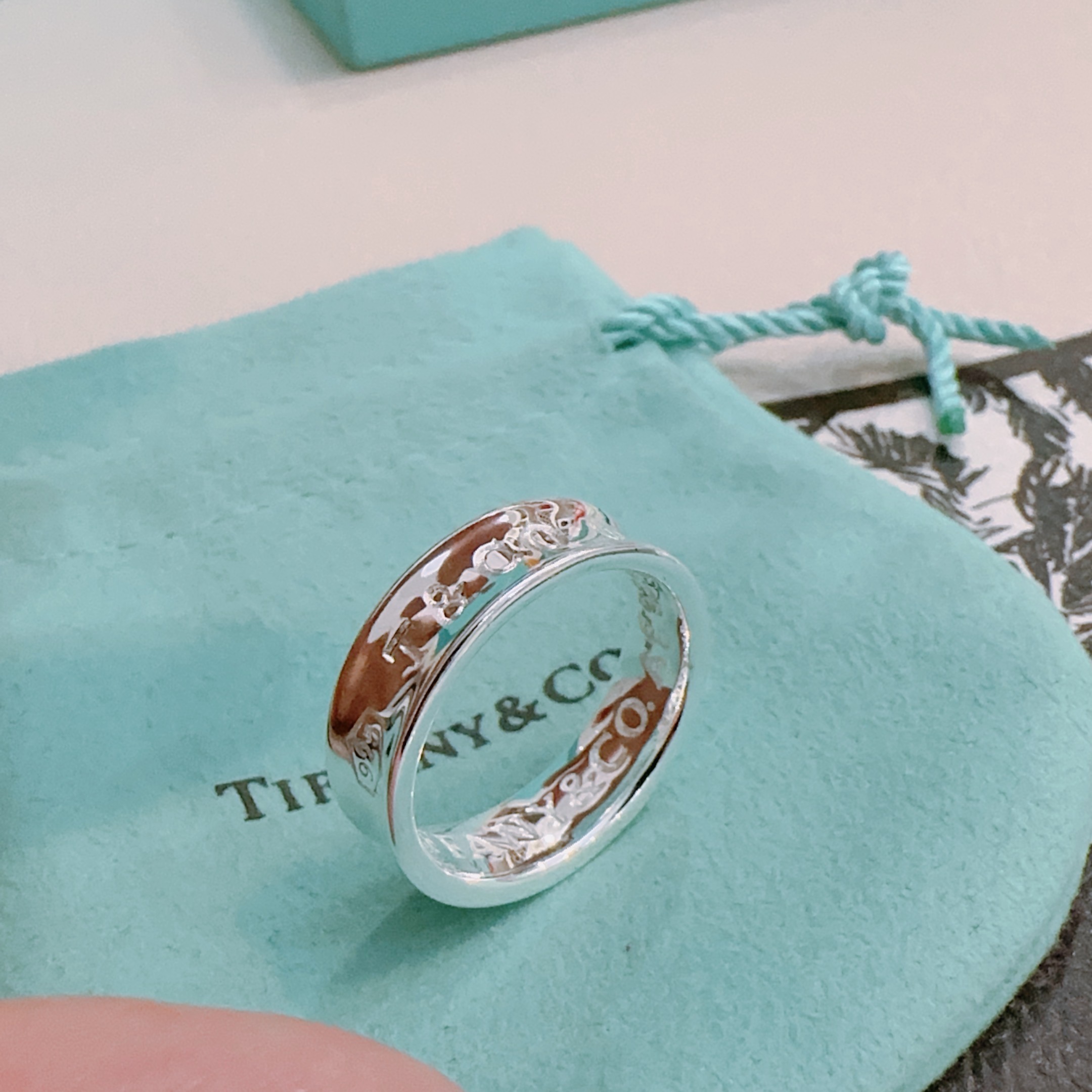Tiffany Co Tiffany 1837 ring Sterling silver no accent stones Medium