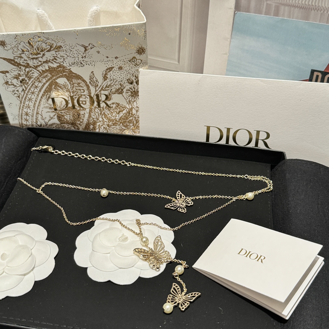 Dior DXL0186 Butterfly Pearl Lariat Necklace necklace light gold metal white faux pearl 60cm