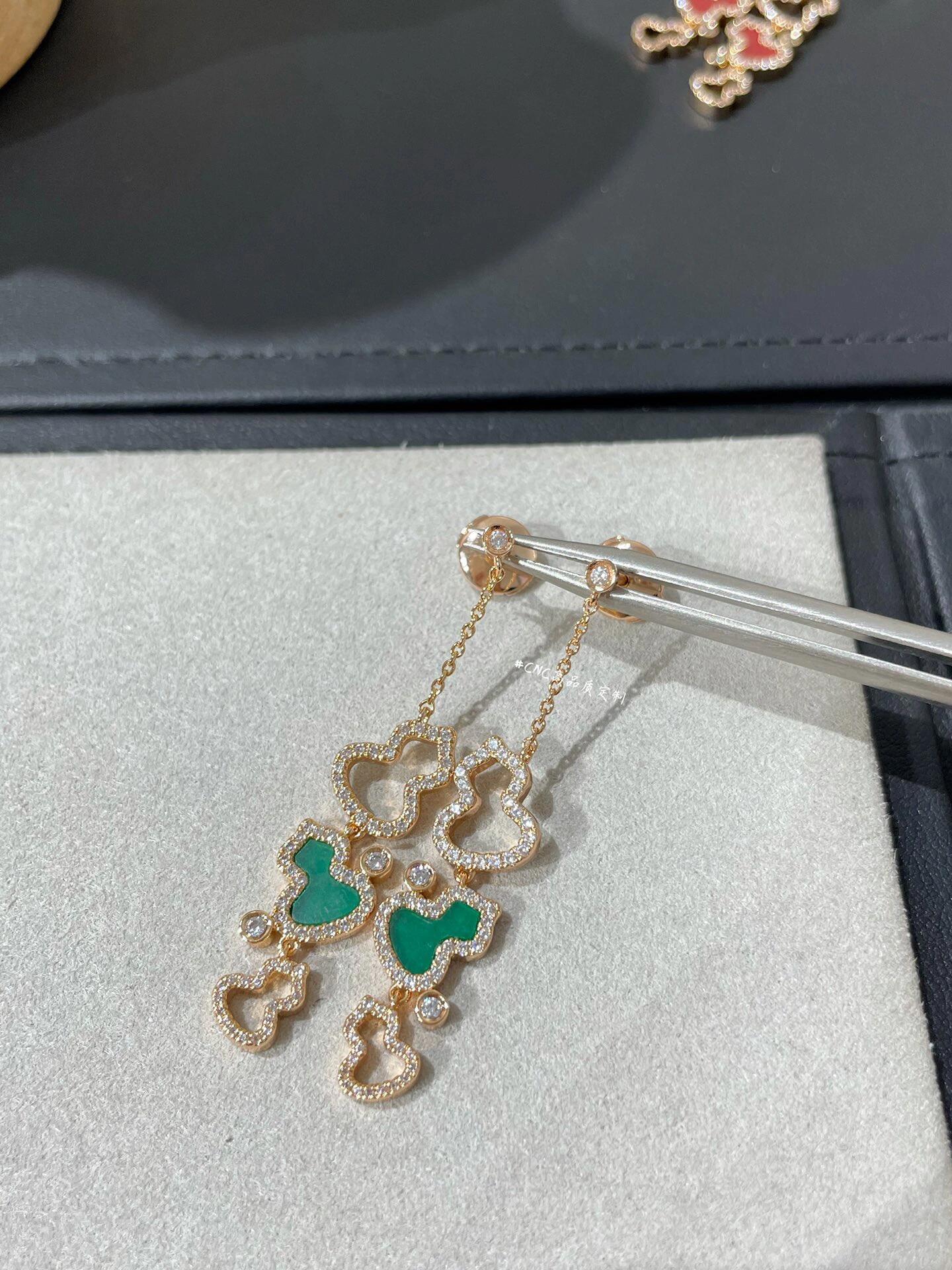 Qeelin Wulu earrings 18k rose gold red carnelian clear diamond accents 3 5cm drop length