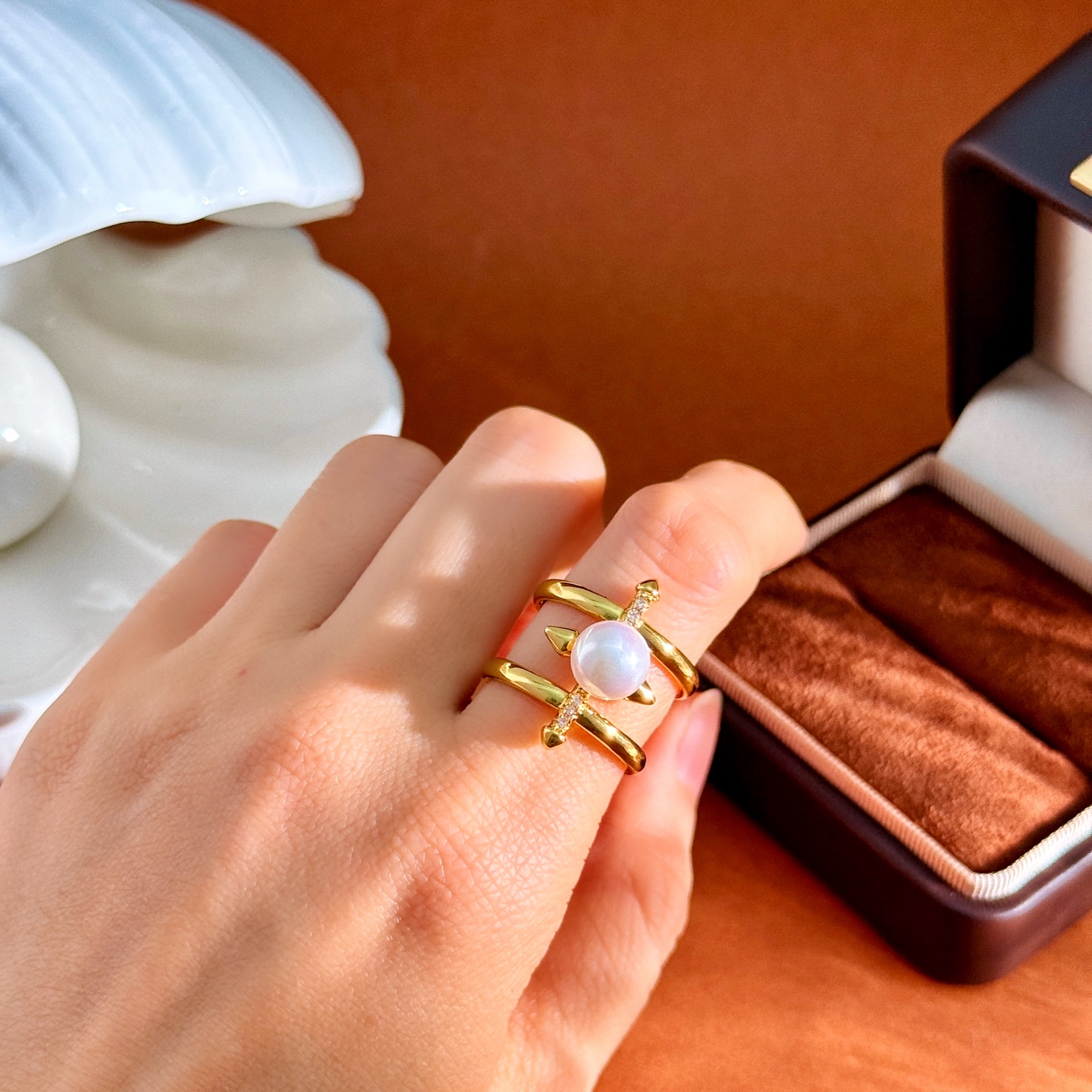 Tiffany Co Tiffany Titan by Pharrell Williams Pearl Ring ring Yellow gold white freshwater pearl clear diamond accents US 7