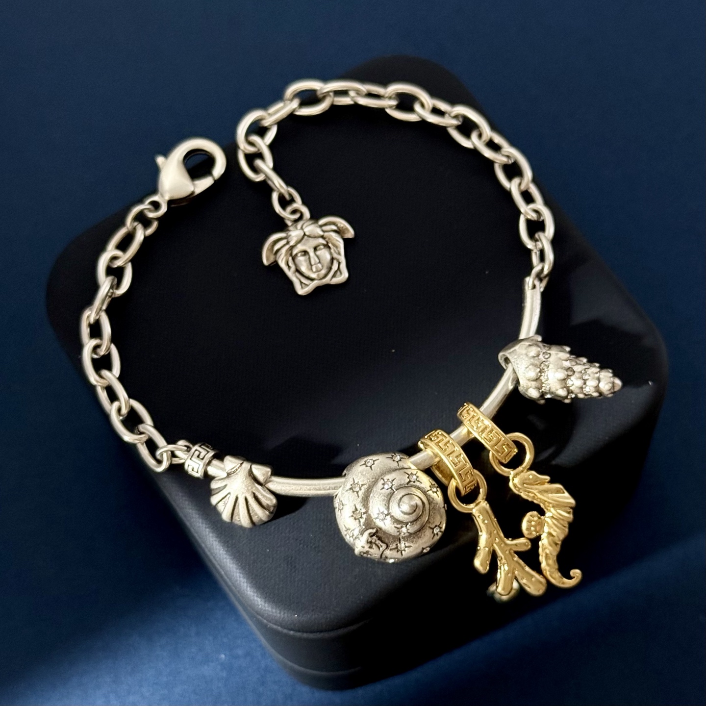 Luxury necklace