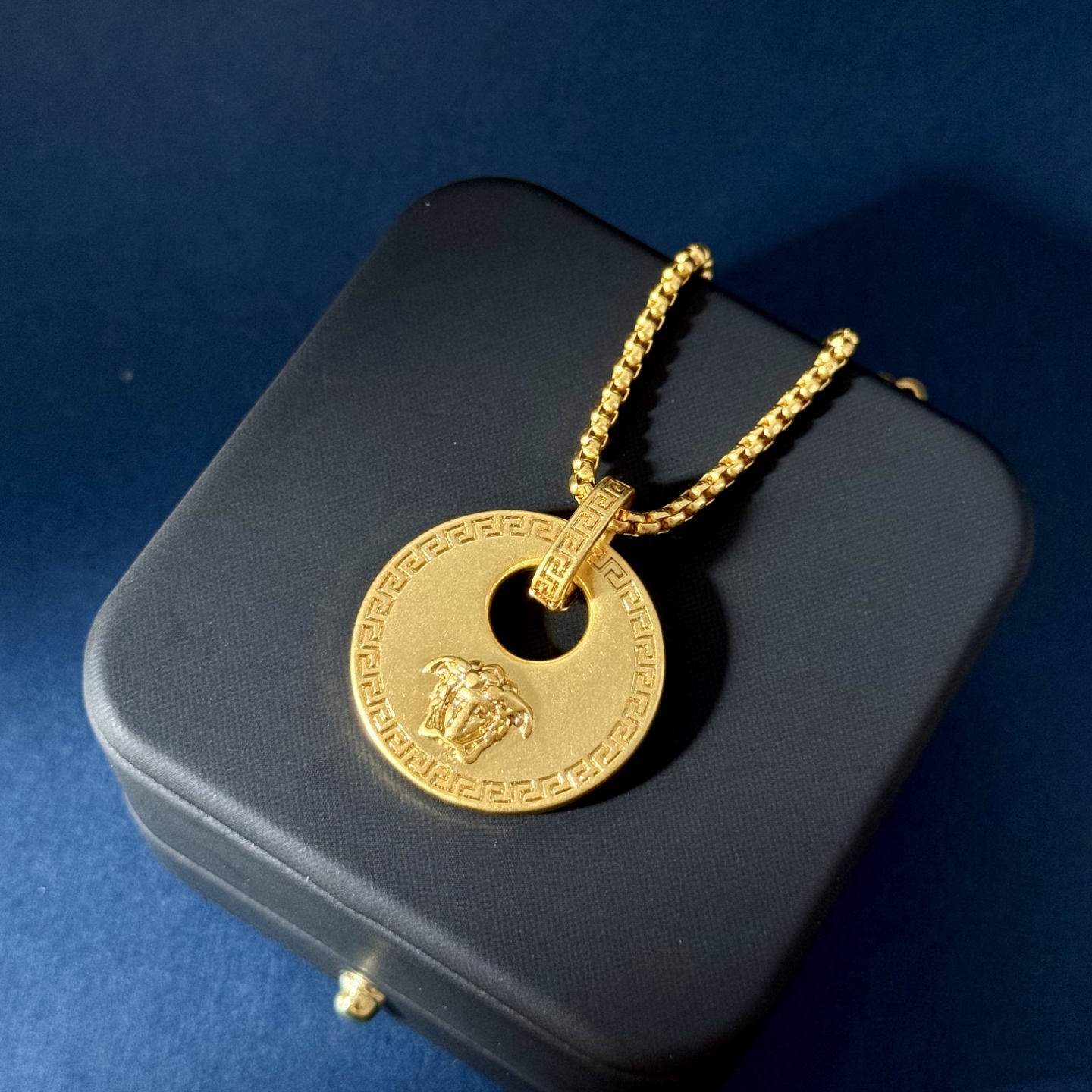 Luxury necklace