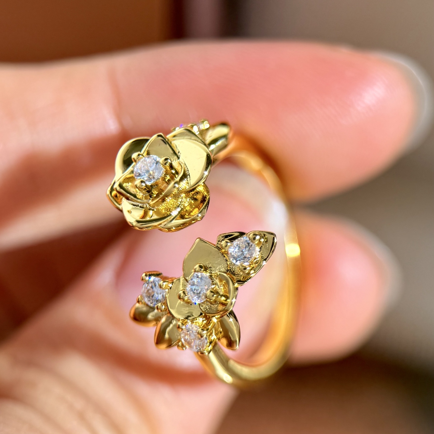 Piaget Rose ring Yellow gold with clear diamonds 50