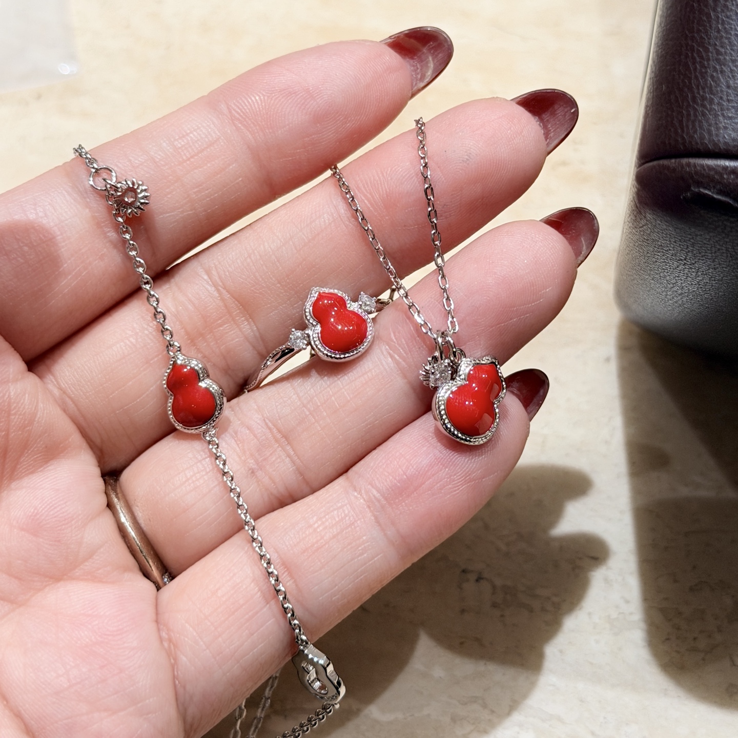 Qeelin WULU necklace Silver-toned metal with red enamel and clear diamond accent 42cm