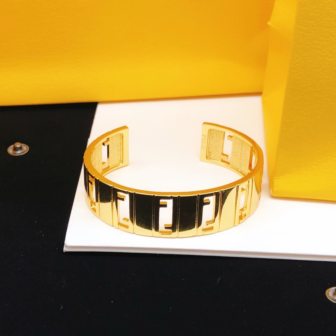 Fendi FF Cutout Cuff bracelet gold-tone metal no accent stones 17cm inner circumference