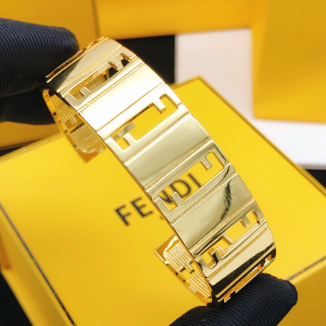 Fendi FF Cutout Cuff bracelet gold-tone metal no accent stones 17cm inner circumference