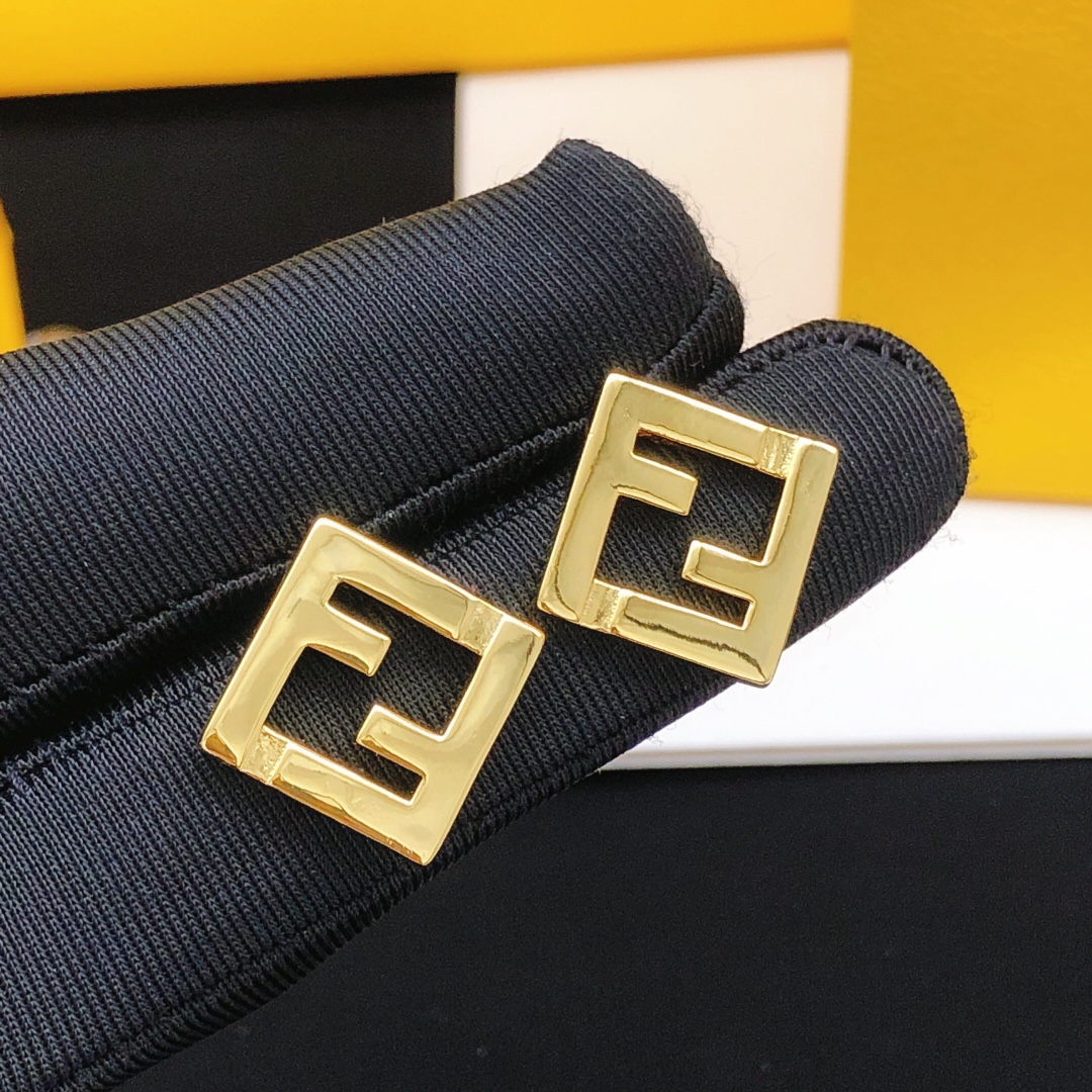 Fendi FF Logo Square Stud Earrings earrings gold-tone metal no accent stones 1 5cm