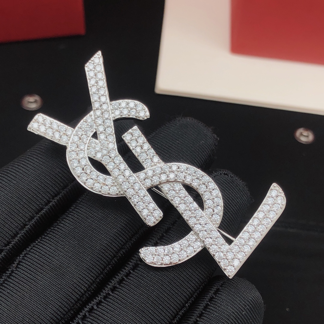 Saint Laurent YXZ0040 Cassandre Monogram brooch silver-toned metal with clear pave crystals 4 5cm width