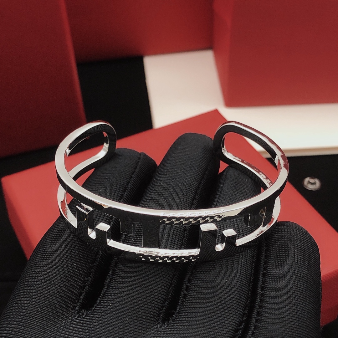 Fendi FF Logo Cutout Cuff bracelet Silver-tone metal no gemstones One Size Open