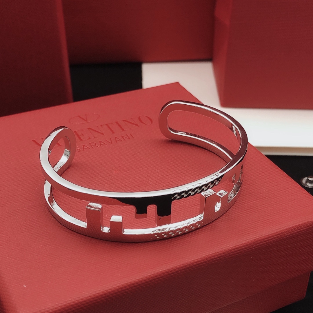 Fendi FF Logo Cutout Cuff bracelet Silver-tone metal no gemstones One Size Open