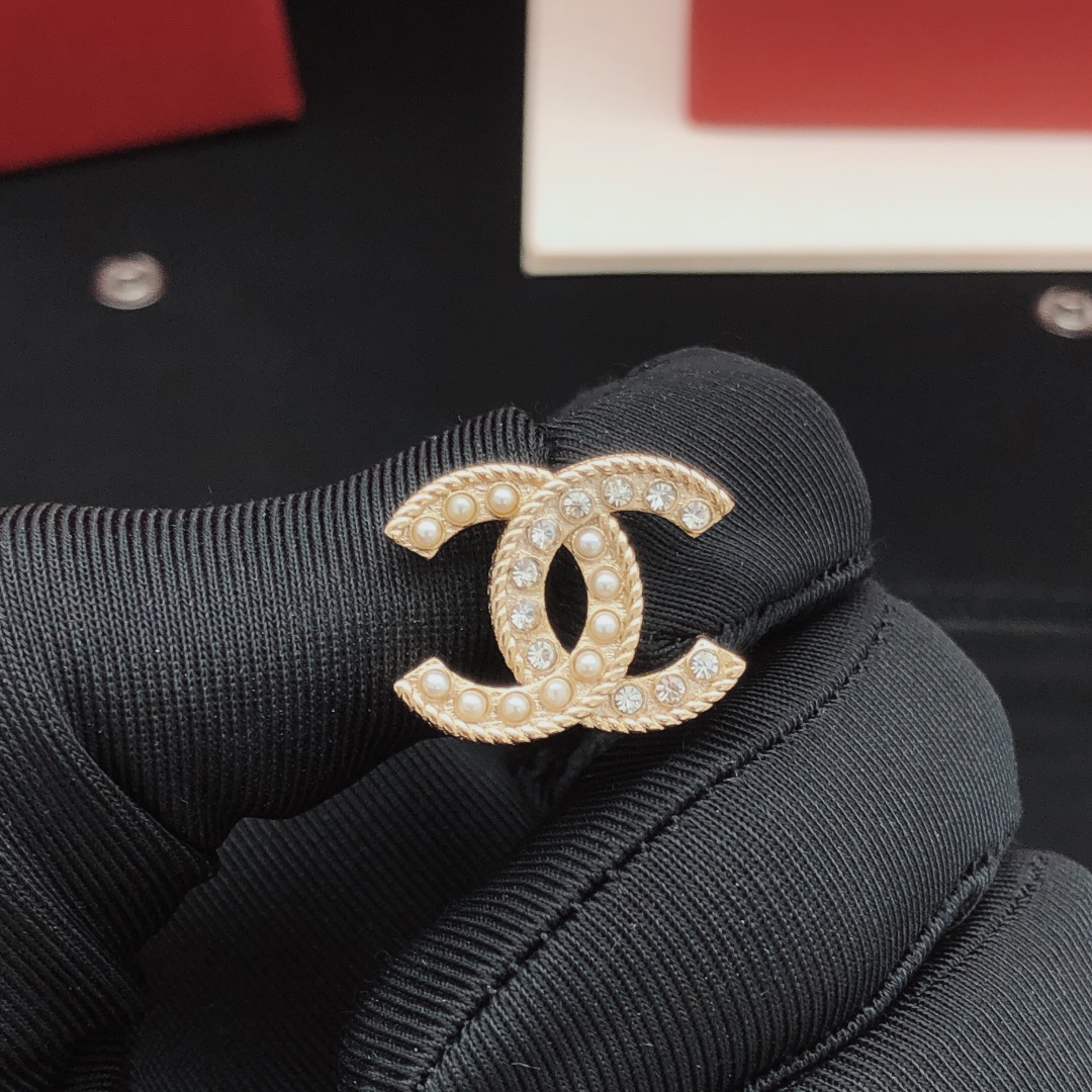 Chanel CC Logo Pearl Crystal Stud Earrings earrings light gold metal white faux pearl clear crystal 1 5cm width per earring