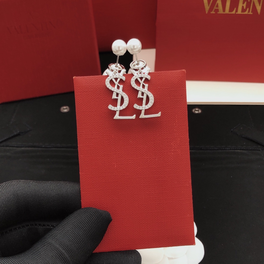 Saint Laurent YED0076 Cassandre Pearl Drop Earrings earrings silver-toned metal white pearls clear pave crystals 3cm drop length