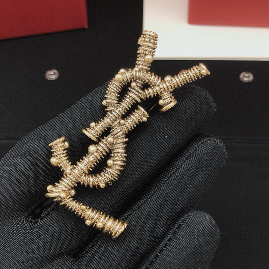Saint Laurent YXZ0013 Cassandre Textured Monogram Brooch brooch antique gold tone metal no accent stones 4 5cm length