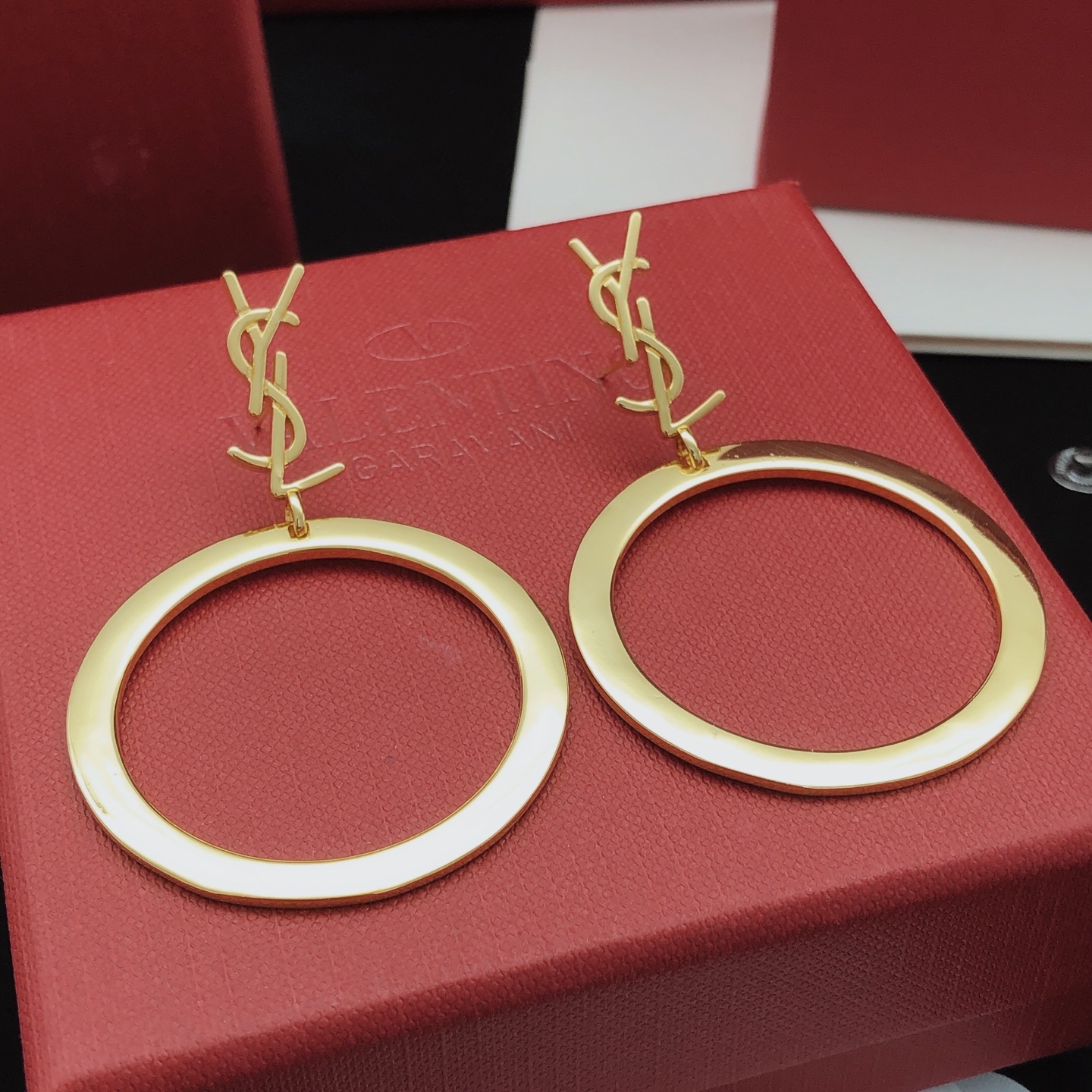 Saint Laurent YED0083 Cassandre Hoop Earrings earrings gold-tone metal no accent stones 4 5cm hoop diameter