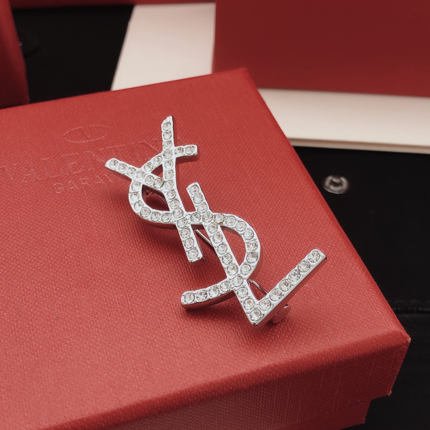 Saint Laurent YXZ0010 Cassandre Monogram Brooch brooch silver-toned metal with clear crystal rhinestones 4 5cm height