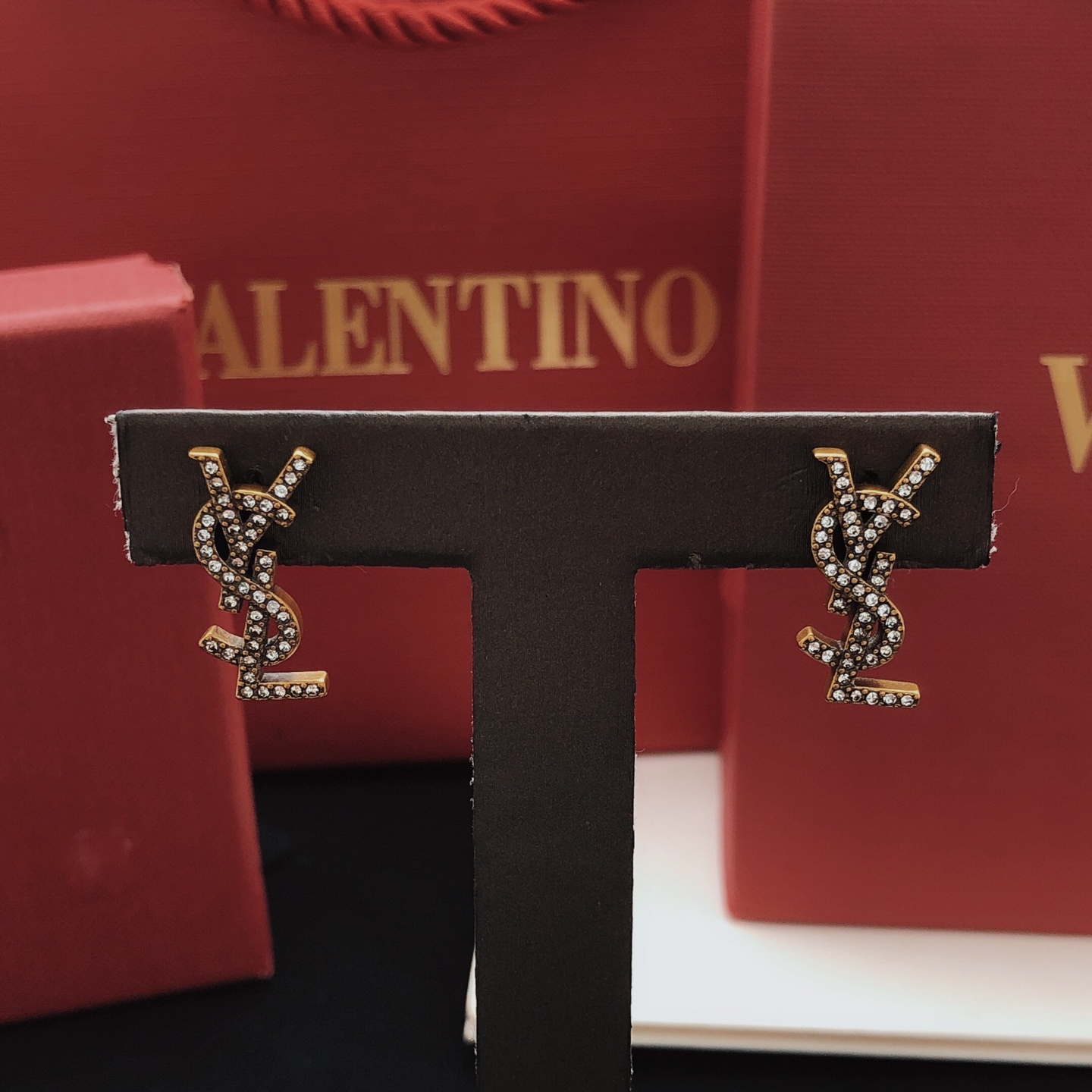 Saint Laurent YED0085 Cassandre Monogram earrings antique gold metal with clear crystal stones 2cm length